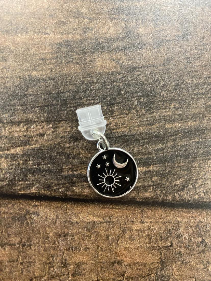 Charm anti-poussière - Lune/Soleil