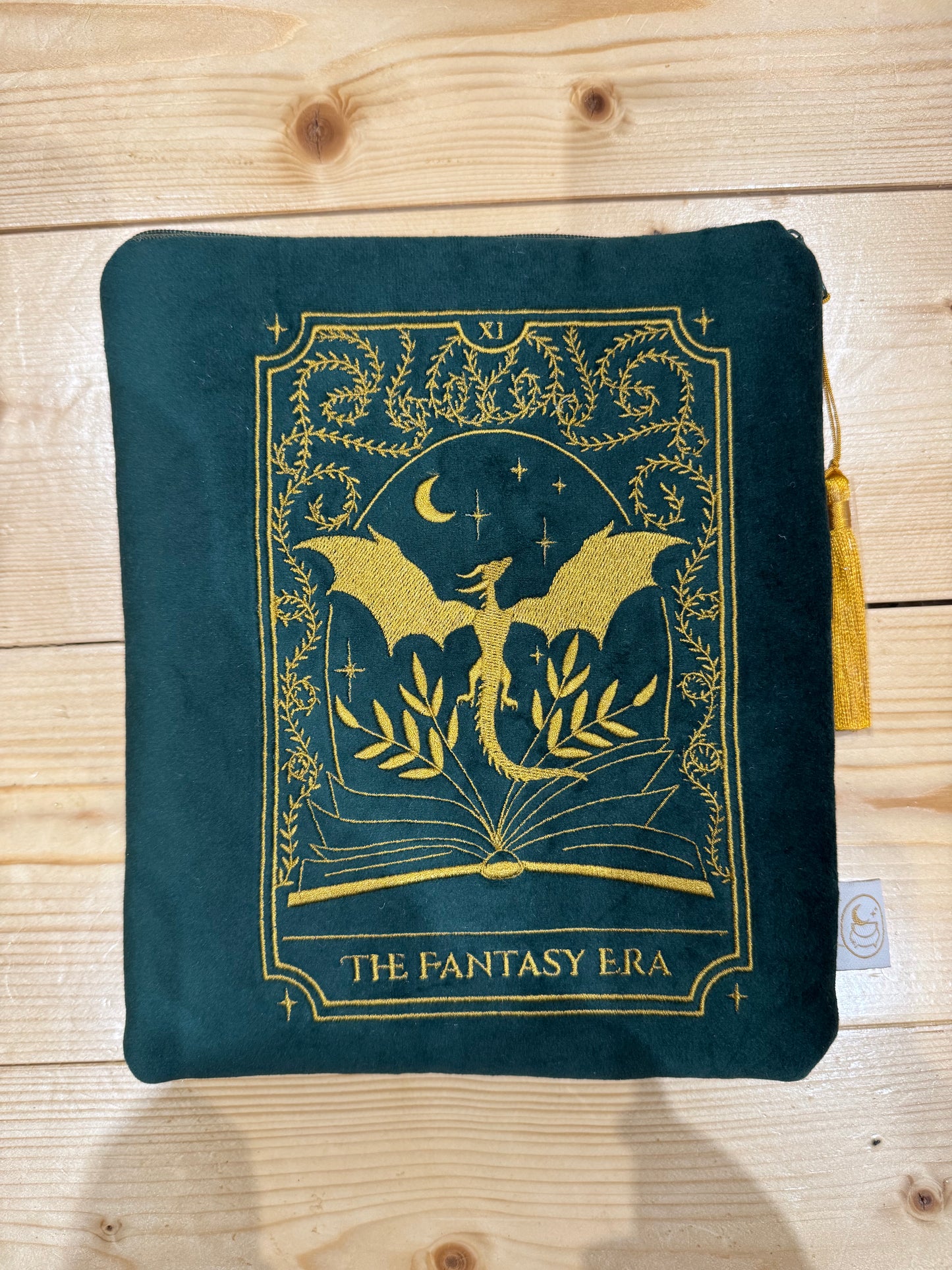 The Fantasy Era - Petit Unique