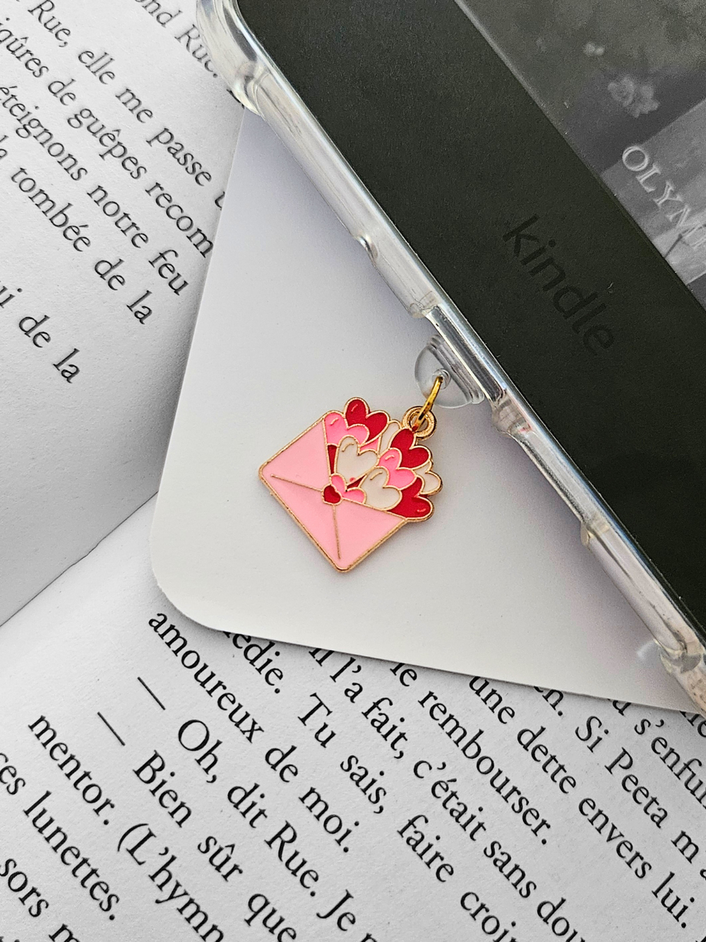 Charm - Enveloppe rose coeurs