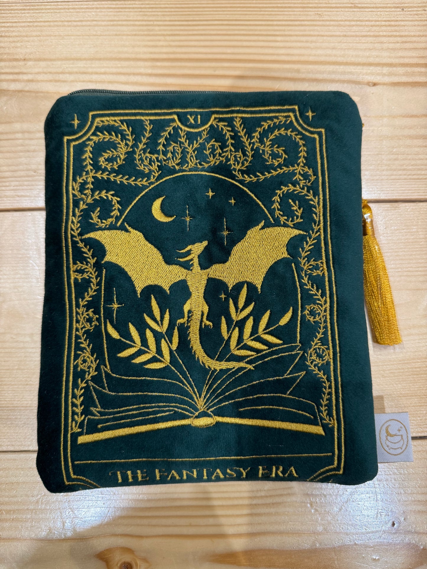 The Fantasy Era - Petit Unique