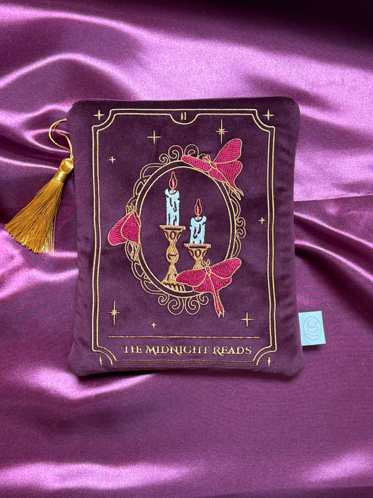 The Midnight Reads- Pochette Liseuse / Poche